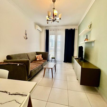 Apartamento Spiranca Downtown Comfort Tirana Exterior foto