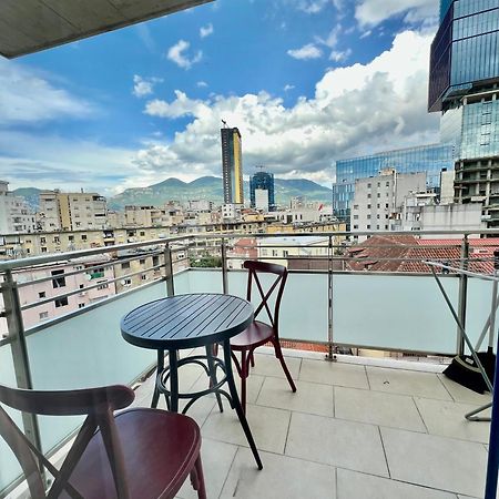 Apartamento Spiranca Downtown Comfort Tirana Exterior foto