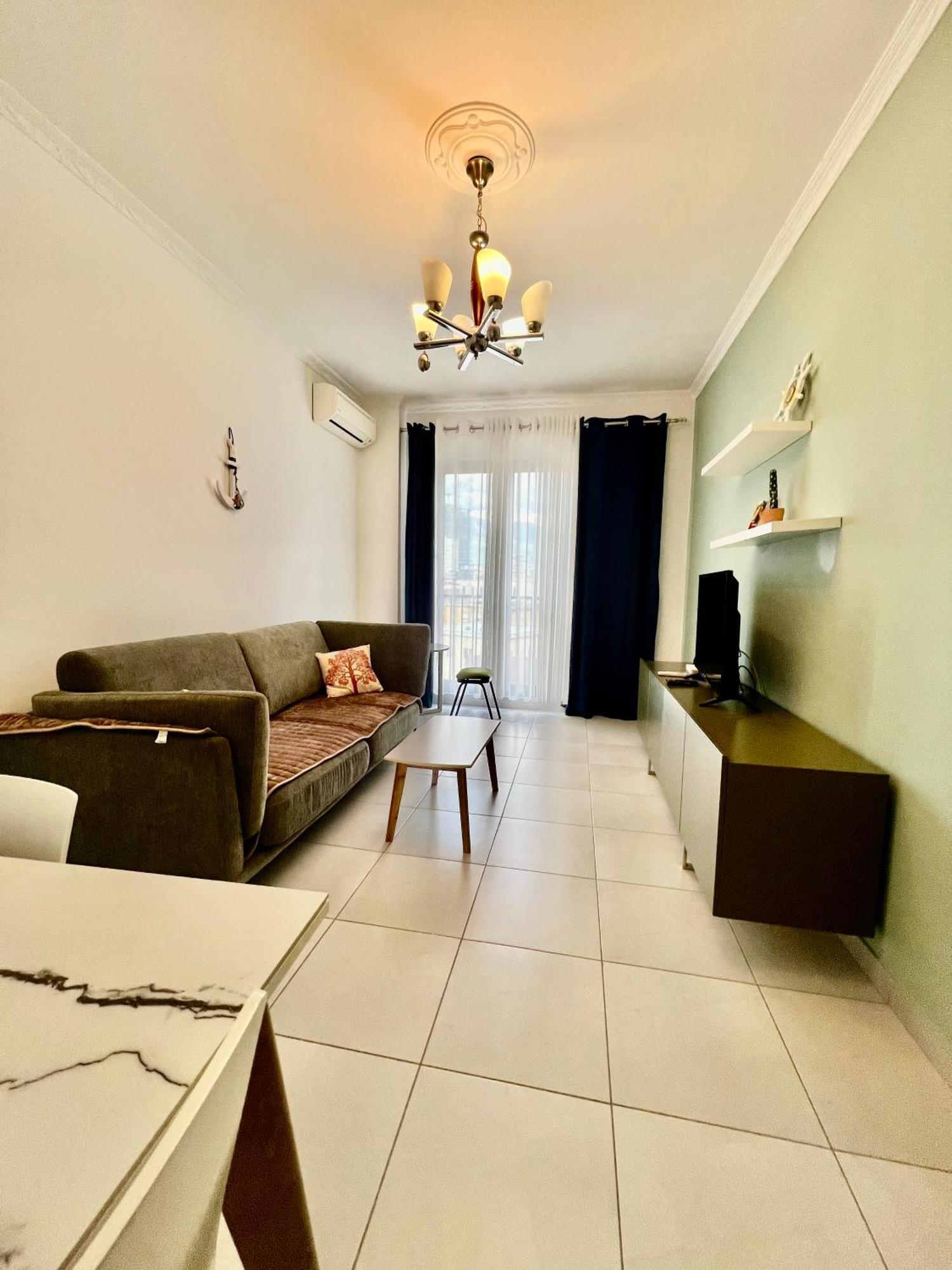 Apartamento Spiranca Downtown Comfort Tirana Exterior foto